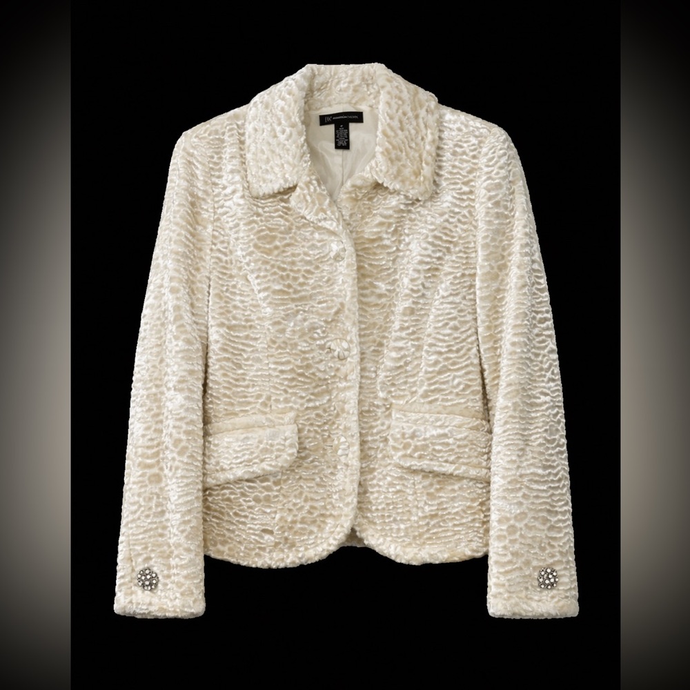 💎 😍 NWOT! INC Faux Fur Jacket w/Rhinestone Button Sleeve Accent